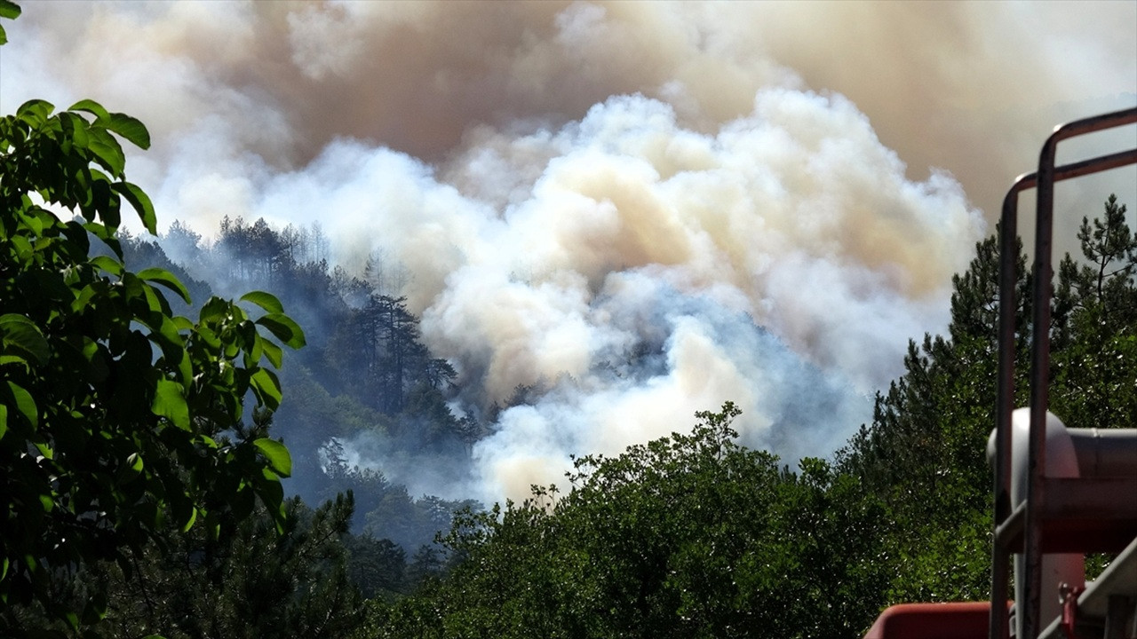 Karabük'te alevlerle mücadelede dördüncü gün