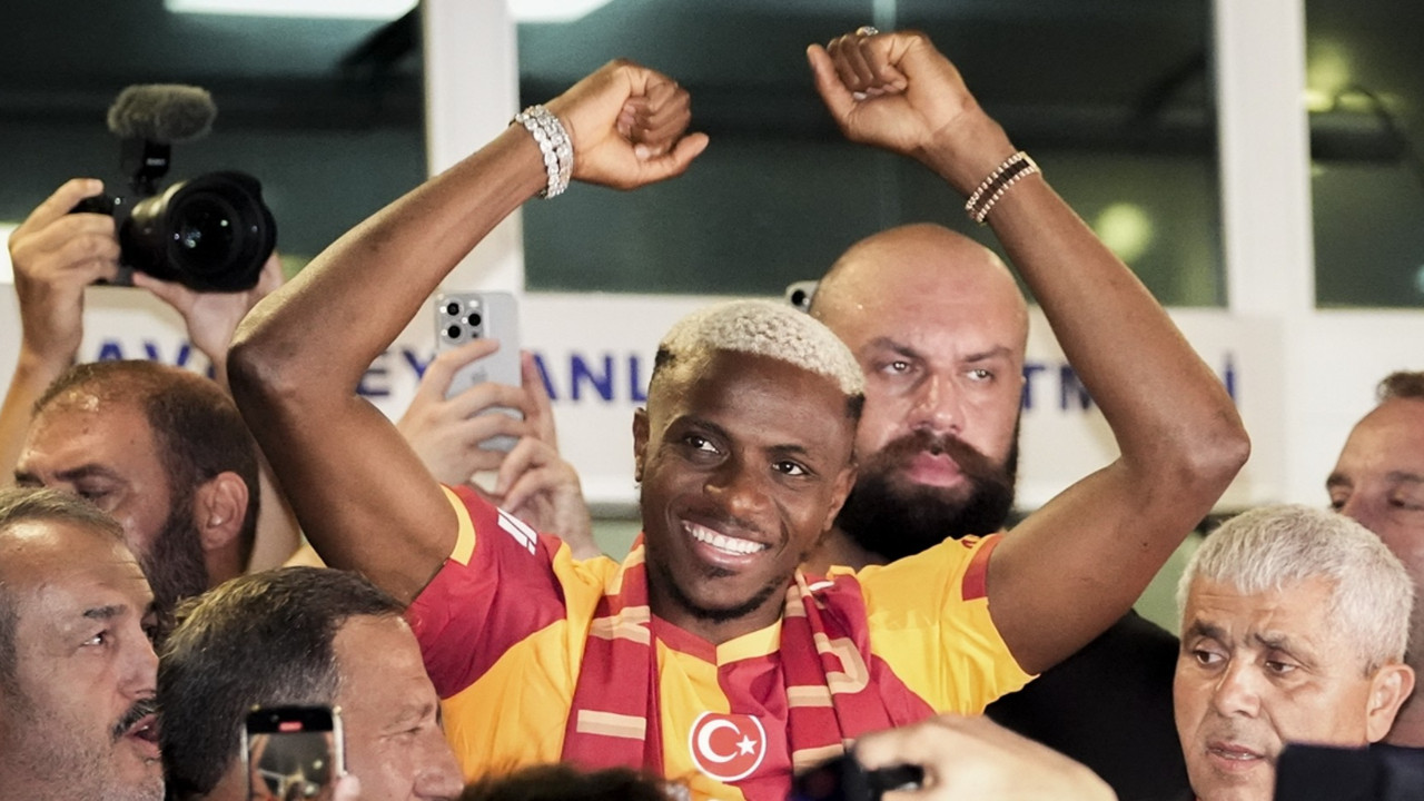 Victor Osimhen resmen Galatasaray'da