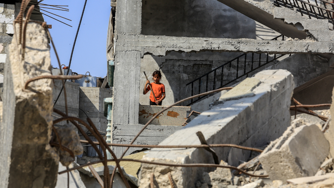 İsrail tam işgale hazırlandığı Gazze'de saldırılarını genişletiyor