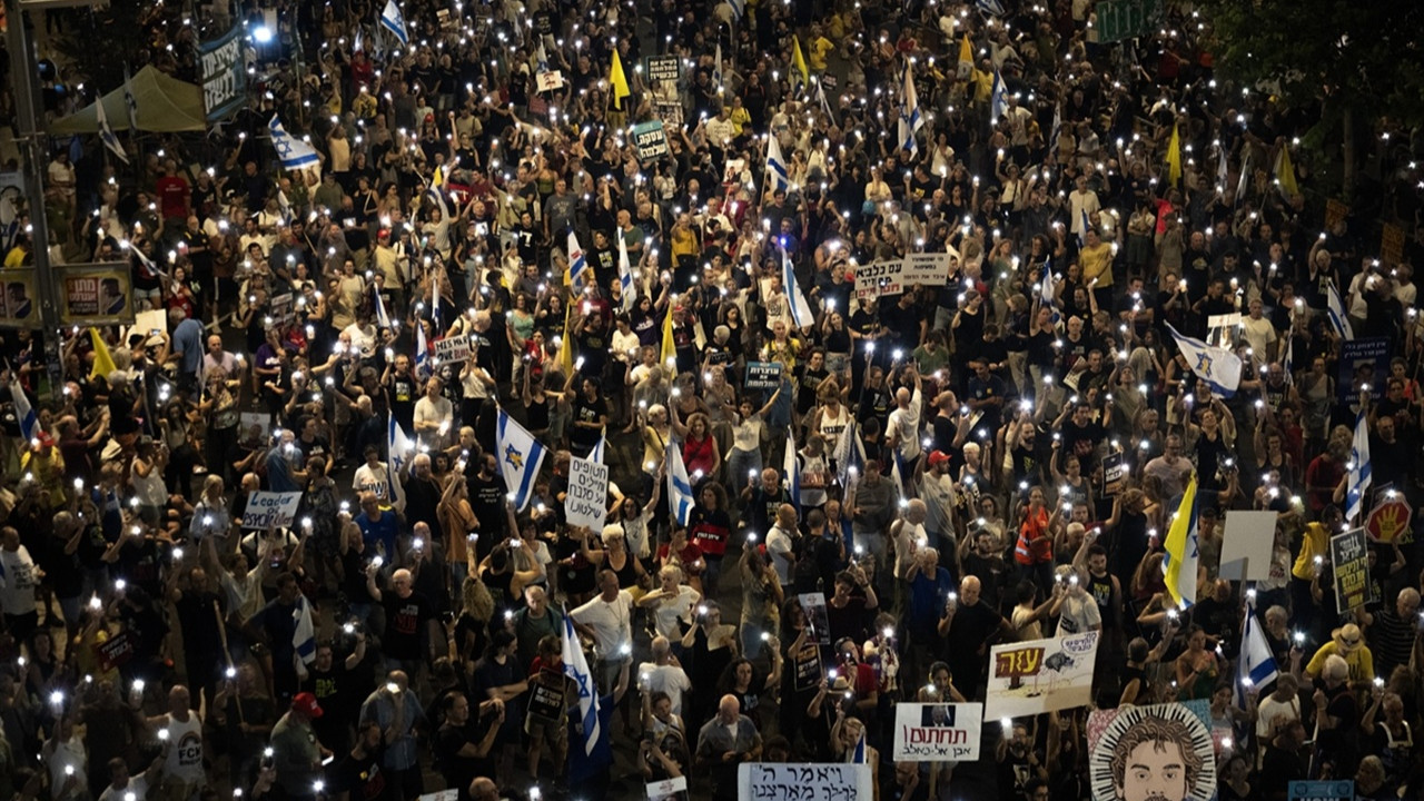 Tel Aviv'de Netanyahu protestosu: 'Savaşı bitir, rehineleri geri getir'