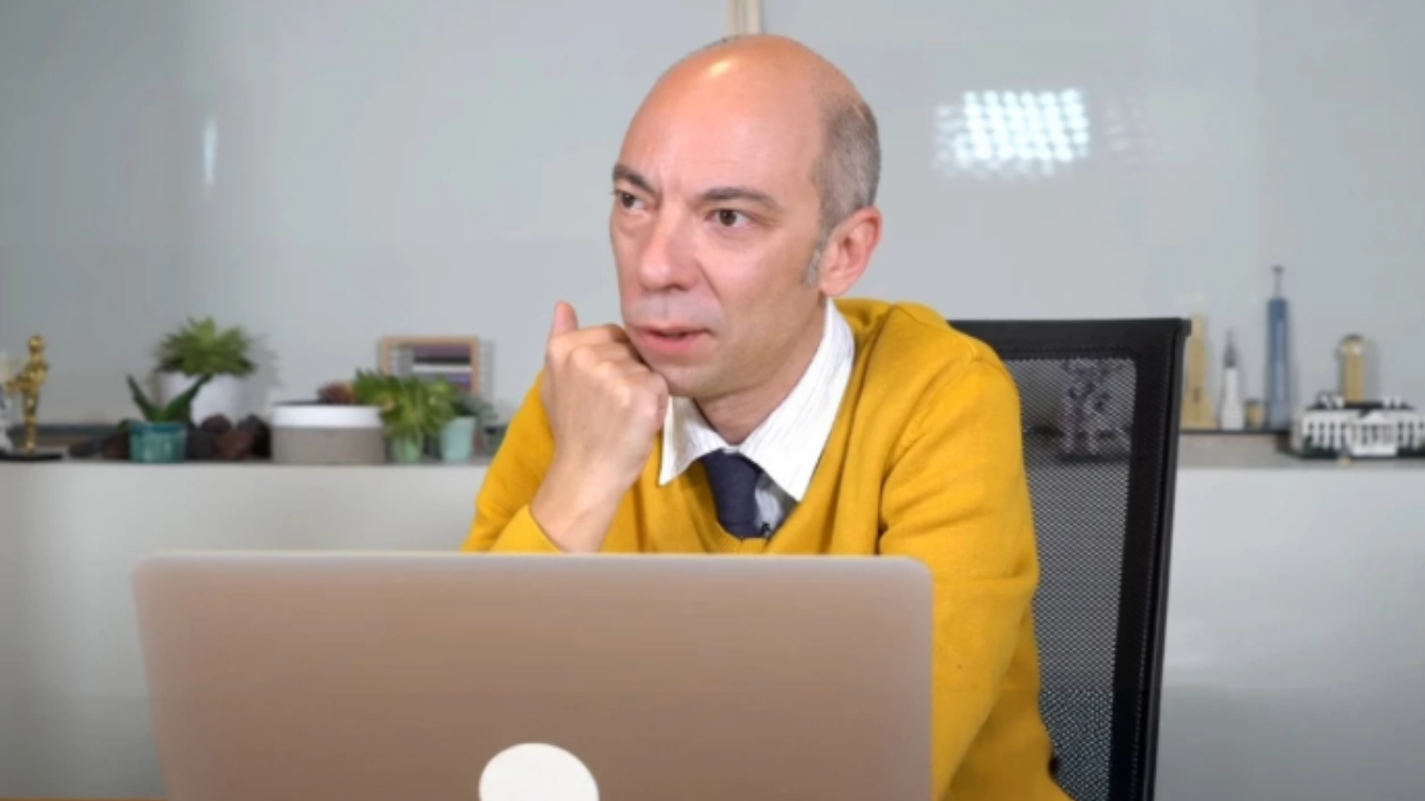 Kaan Sezyum hakkındaki taciz iddiasını kabul etti, özür diledi