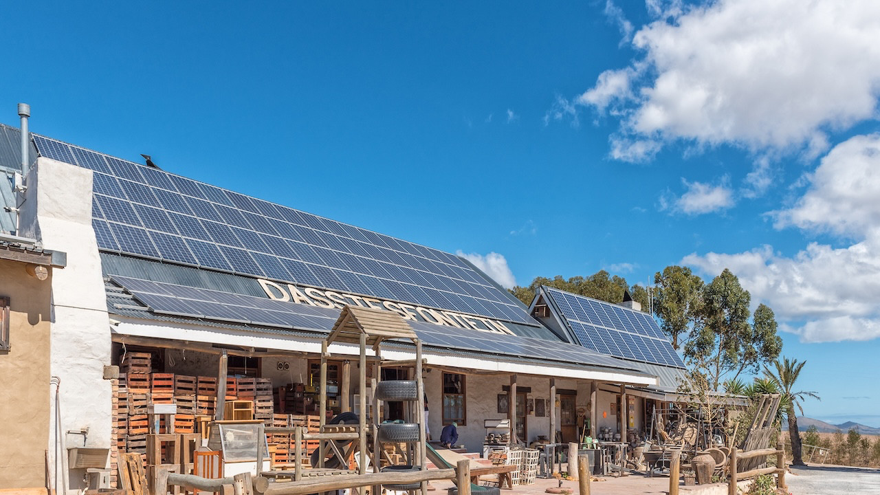 Mesele sürdürülebilirlik değil ekonomi: Afrika, Çin'den rekor sayıda güneş paneli aldı