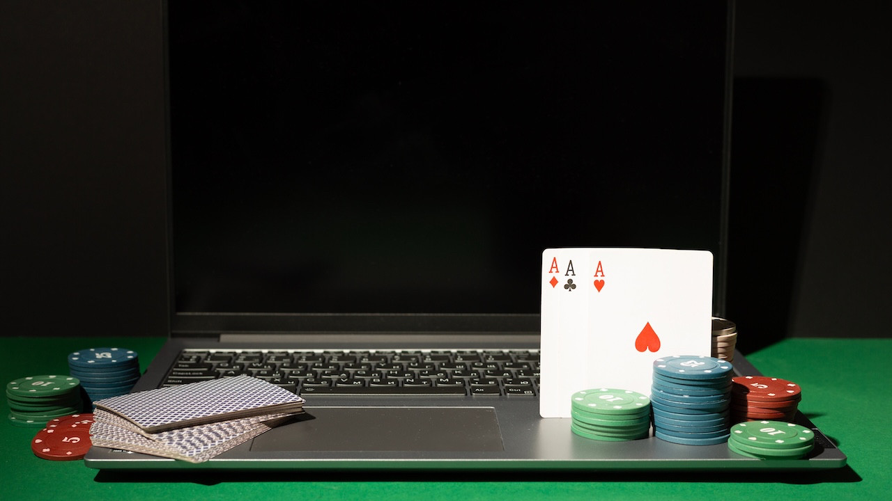 Dijitalleşen bağımlılık: Türkiye'nin sanal kumar pandemisi