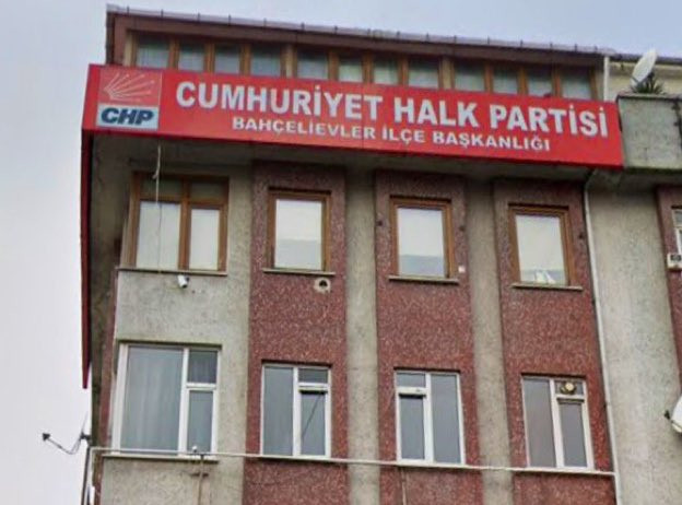 CHP İstanbul İl Başkanlığı abluka altında: 60 vekil nöbet tutuyor