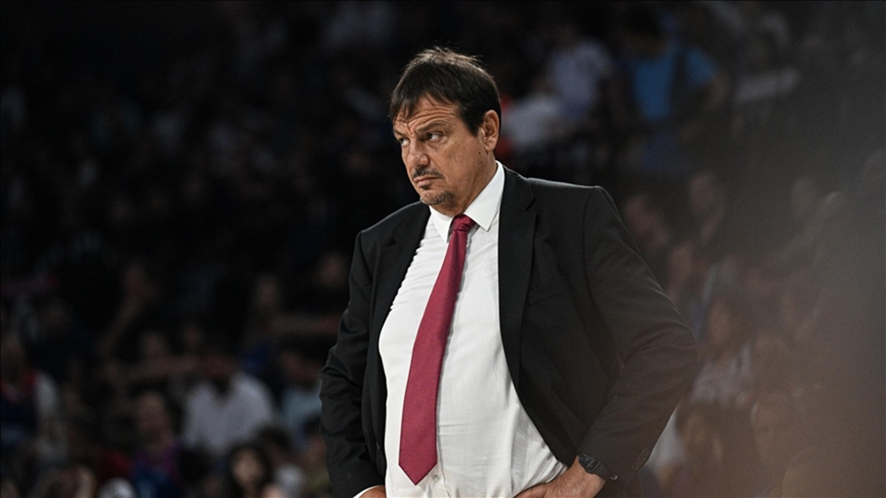 Ergin Ataman'dan Yunanistan maçı için hava yolu şirketlerine ek sefer çağrısı