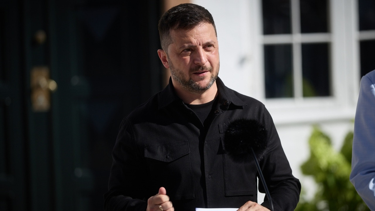 Zelenski: Cephedeki tüm çatışmaların yaklaşık 30'u Pokrovsk'ta yaşanıyor