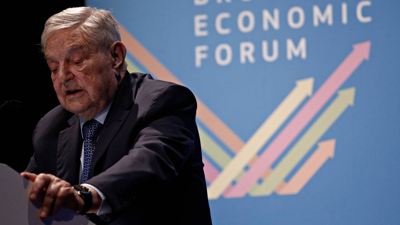 Trump neden George Soros'a karşı savaş ilan etti? NYT: Yahudi, milyarder, finansör