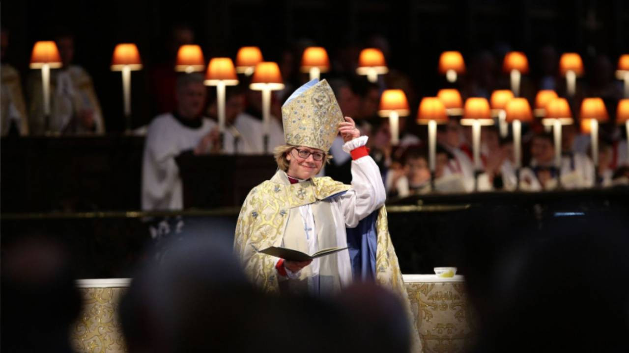 İngiltere Kilisesi’nde tarihi atama: 1400 yıl sonra ilk kadın başpiskopos