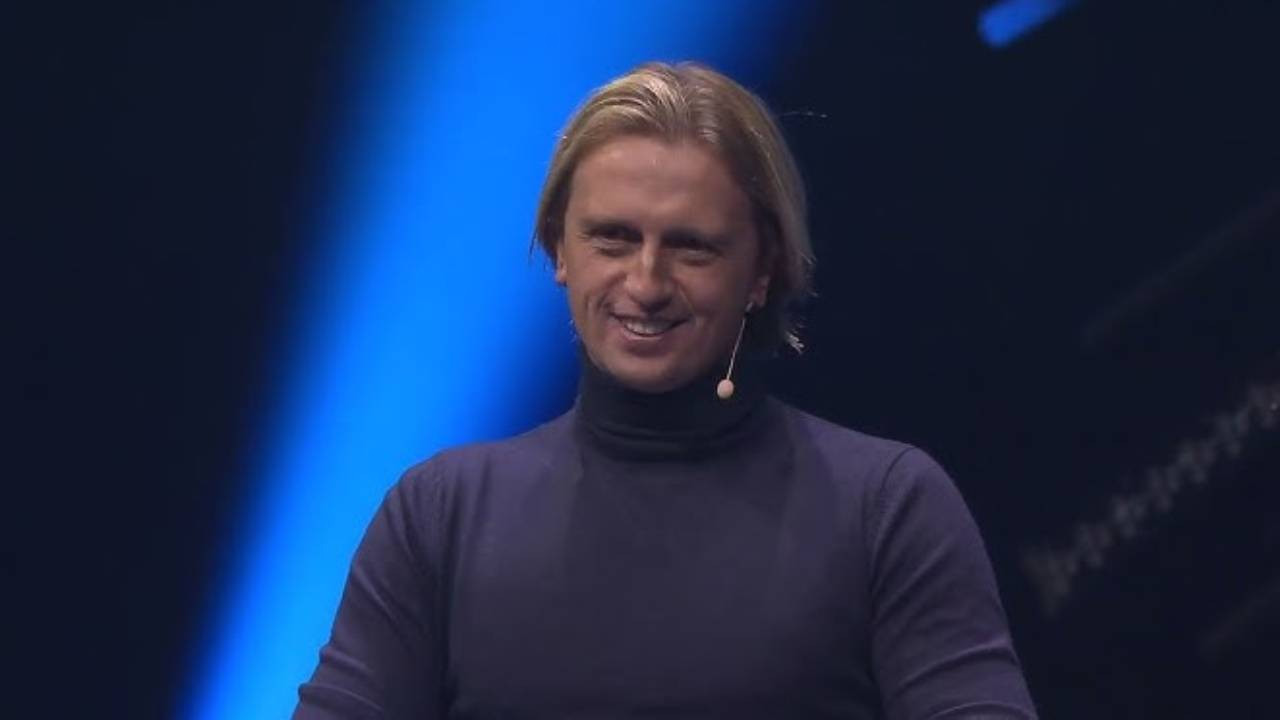 Milyarder CEO, İngiltere'yi terk edip Orta Doğu'ya yerleşti