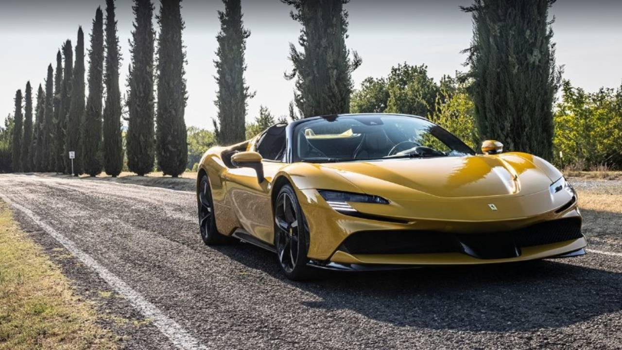 Ferrari ilk elektrikli aracının detaylarını açıkladı | 530 kilometre menzil, fiyat: 500 bin euro