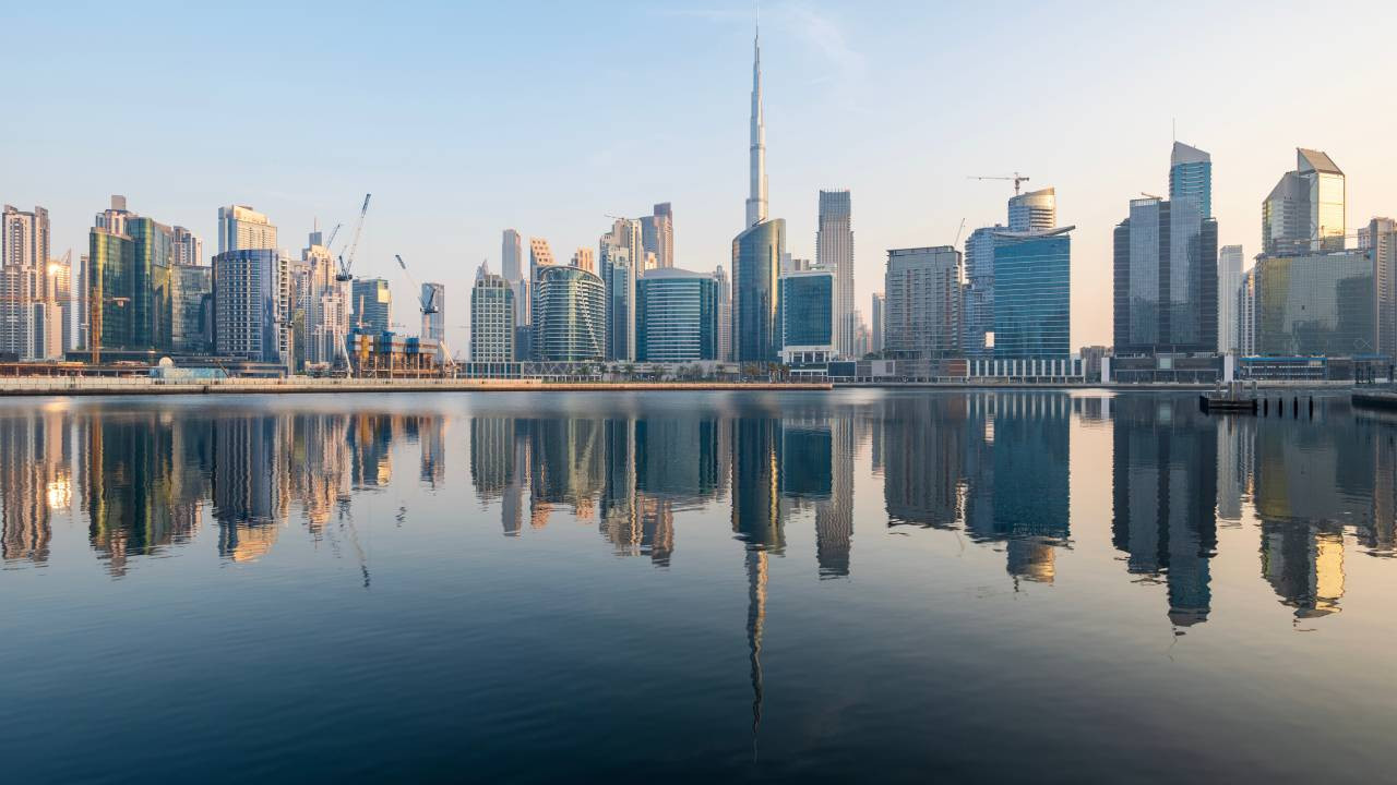 Bloomberg: BAE'den Turkcell ve A101'e finansman | Körfez bankalarından Türkiye'ye kredi çıkarması