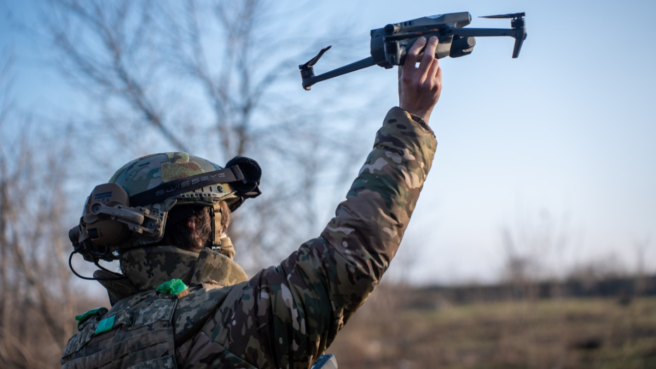 "Bin dolarlık bir dronla milyon dolarlık bir tank yok ediliyor": Dron teknolojisi, modern savaşın kaderini nasıl değiştirdi?