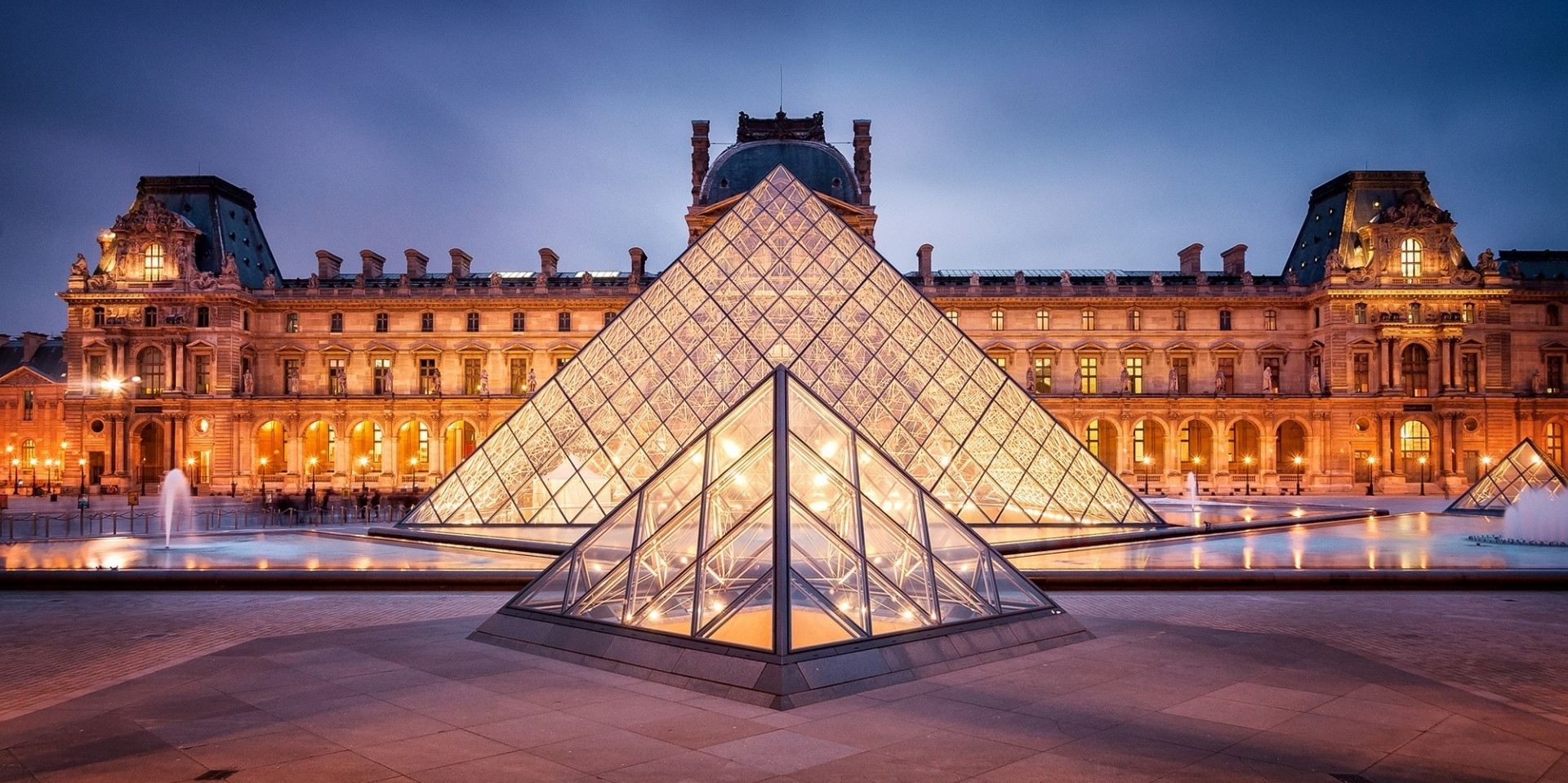Louvre Müzesi aşırı sıcaklar nedeniyle erken kapanacak