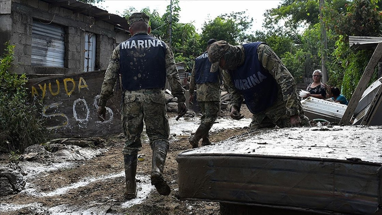Meksika'da sel: 76 kişi yaşamını yitirdi, 39 kişi kayboldu