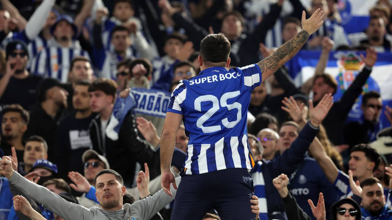 The Guardian: Porto, futbol tarihinin en büyük karaborsa ağını çökertti