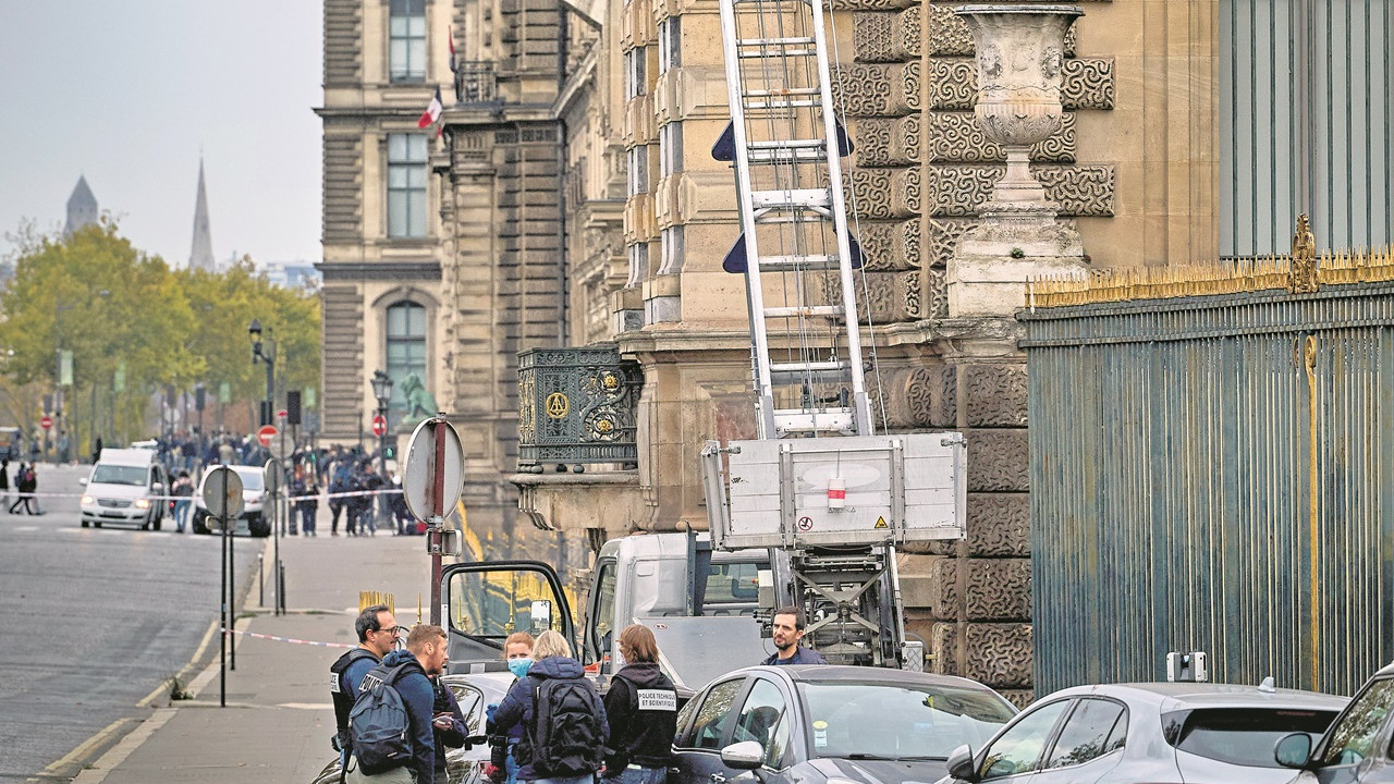 Tarihi soygunun anatomisi: Filmlere konu olacak Louvre soygununun perde arkası