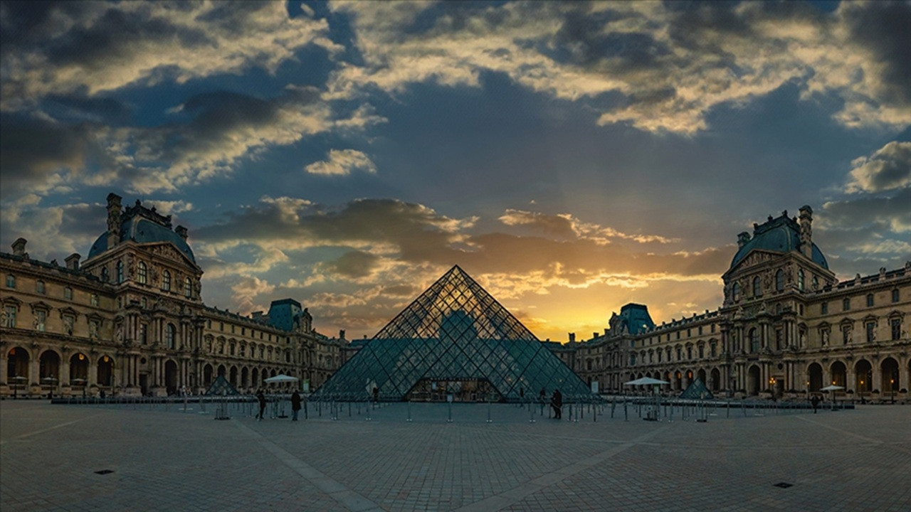 Louvre'da soygundan geriye kalan mücevherler merkez bankasına taşındı