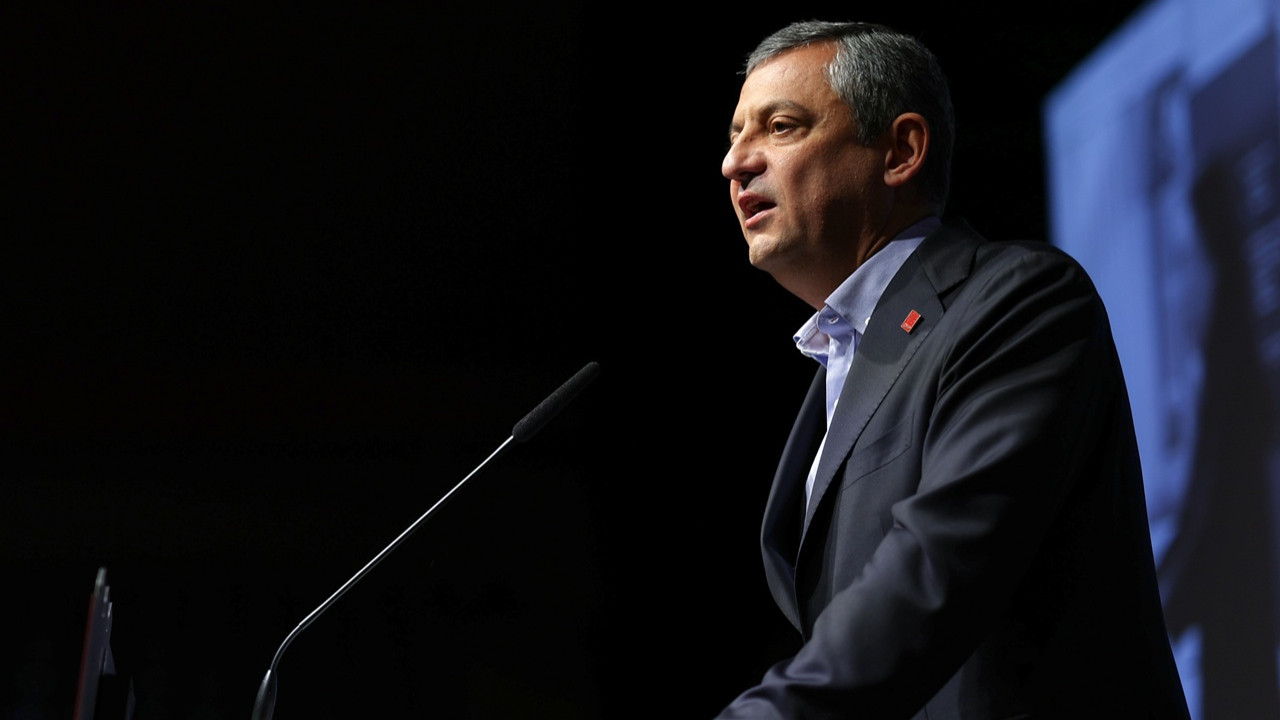 Özgür Özel'den ilk açıklama: Bu bir iddianame değil, darbecilerin siyasete yönelik muhtırası