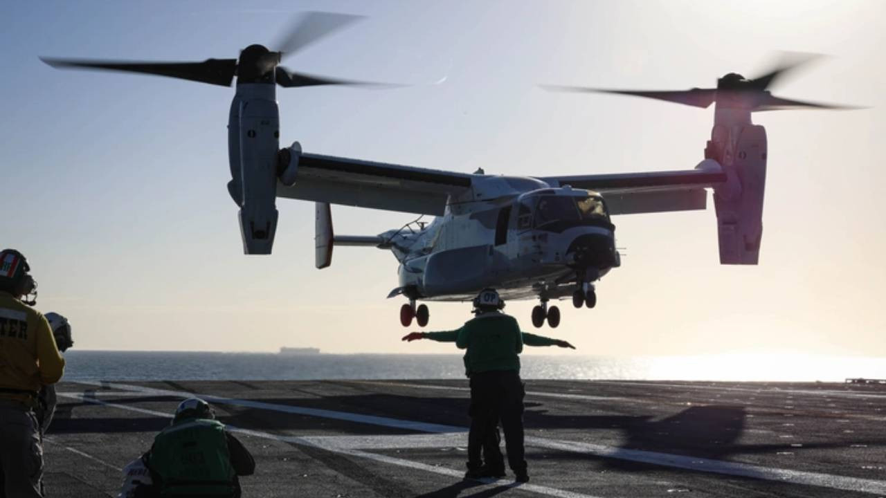 Venezuela: Onurumuz için savaşacağız | ABD uçak gemisi ve 6.500 asker Karayipler'e demir attı