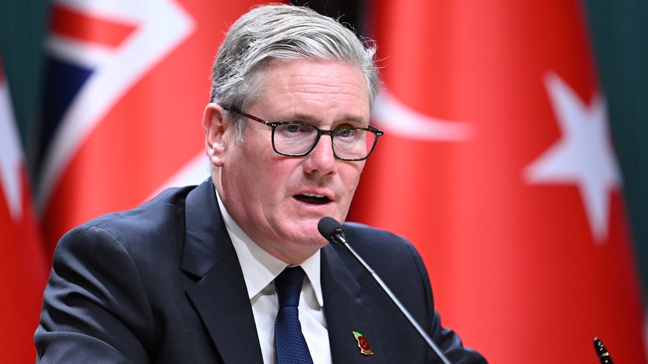 Starmer Ankara'dan Britanya'ya seslendi: Eurofighter sattım, 20.000 kişiye istihdam sağladım