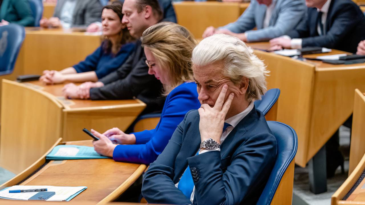 Hollanda sandık başında: Aşırı sağcı Wilders bu kez iktidarı alabilecek mi?