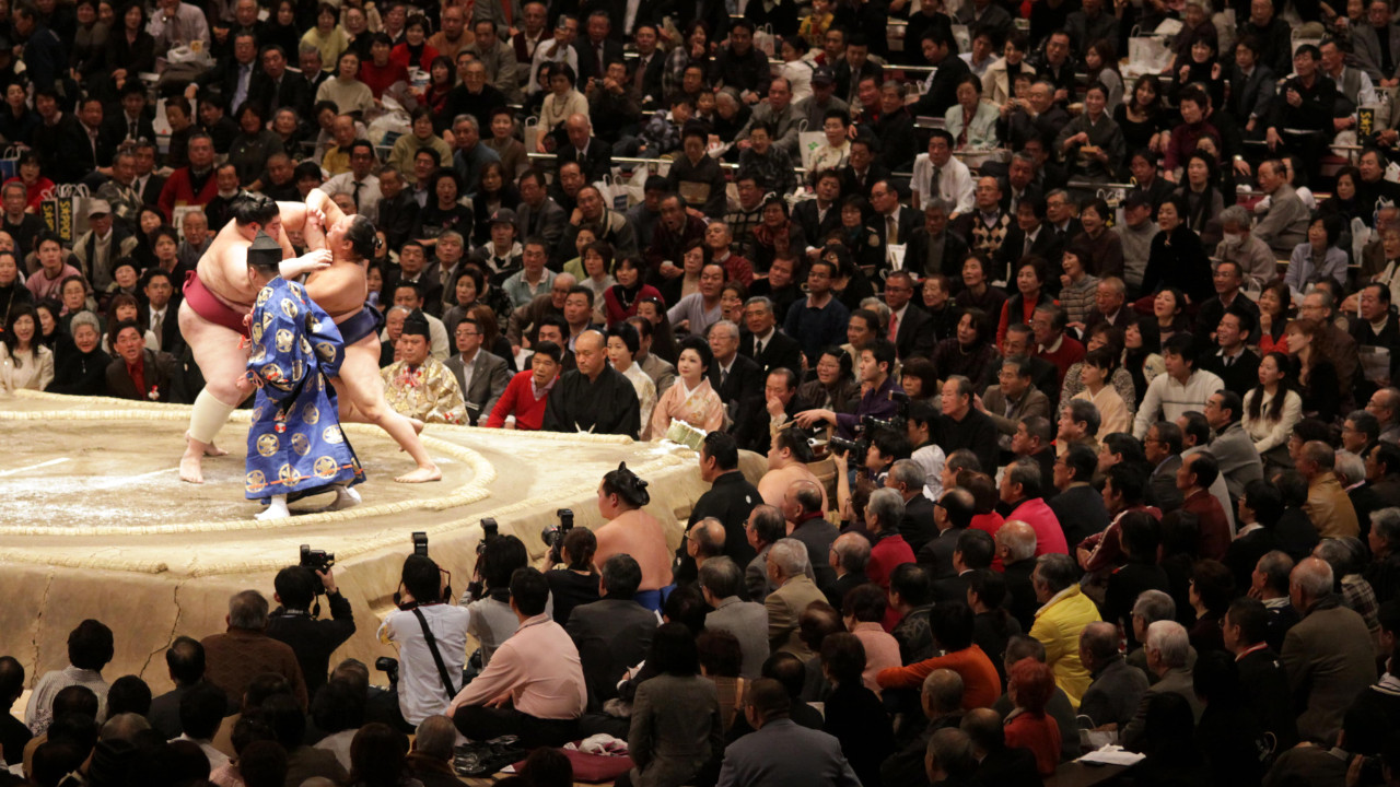 Japonya Başbakanı'nın 'sumo' ikilemi: Takaichi kadınlara getirilen yasağı çiğneyecek mi?