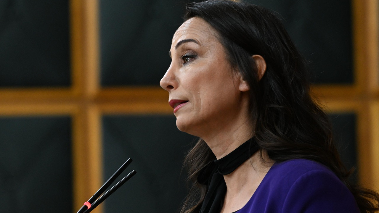 DEM Parti'den Özel'e 'Stockholm Sendromu' yanıtı: Bu metaforun kullanılması, en hafif tabiriyle akıl tutulması