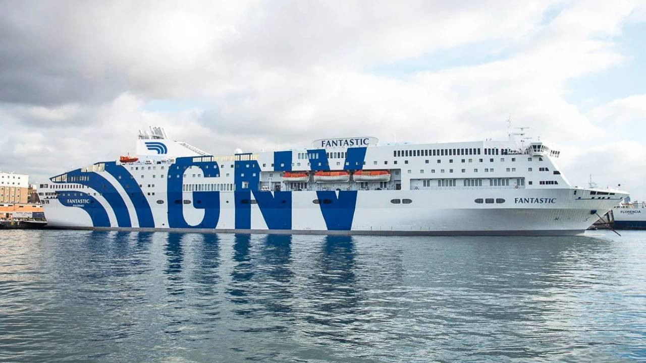 Yer: Akdeniz, Rusya 2000 kişilik gemiyi uzaktan kontrol etti iddiası