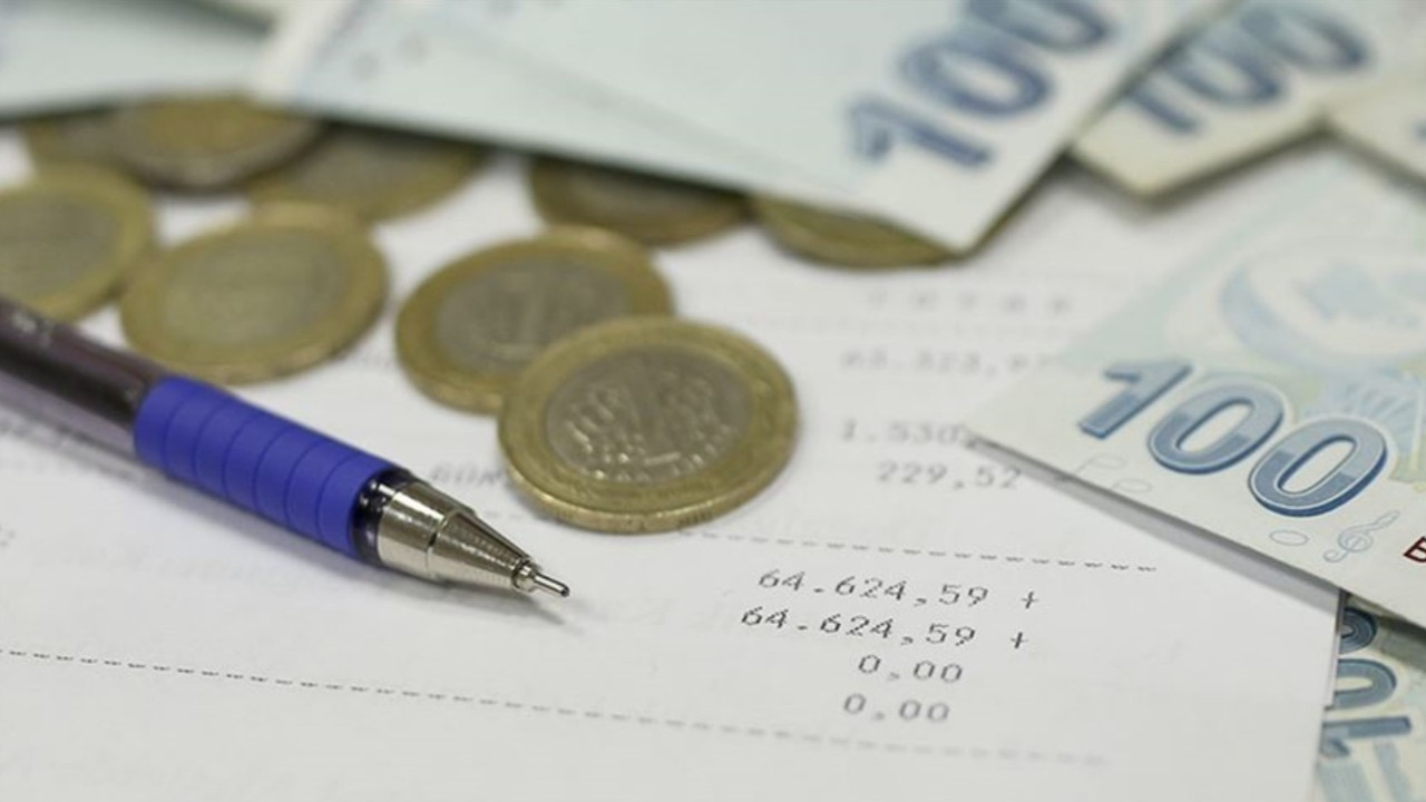 e-arşiv fatura düzenleme zorunluluğu 2027’ye ertelendi