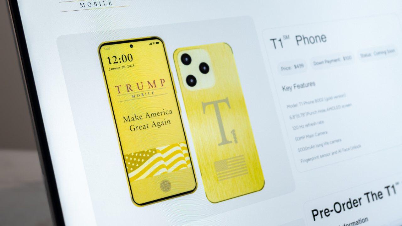 Trump ailesinin 499 dolar değerindeki altın telefonunun piyasaya çıkışı ertelendi