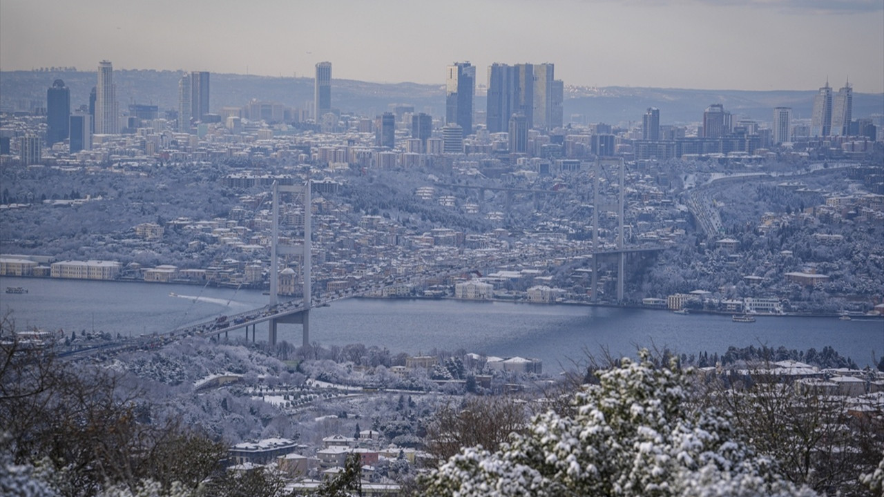 İstanbul'un beş ilçesinde okullar bir gün tatil edildi