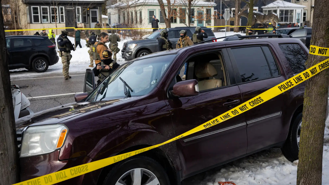 Minneapolis’te ICE ajanı, 37 yaşındaki kadını öldürdü, Trump 'Meşru müdafaa' dedi