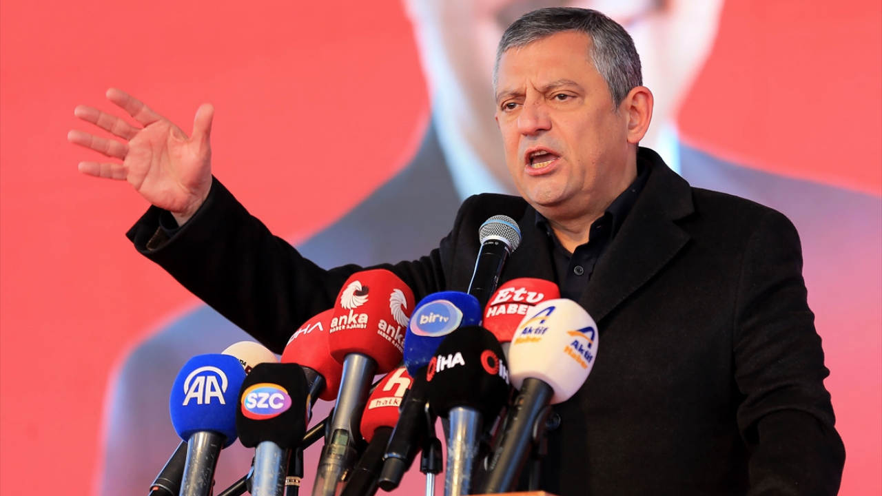 Özel'den Cumhurbaşkanı Erdoğan'a 'emekli aylığı' çıkışı: Emeklisine hürmet etmeyenin bu ülkede görecek günü yok!