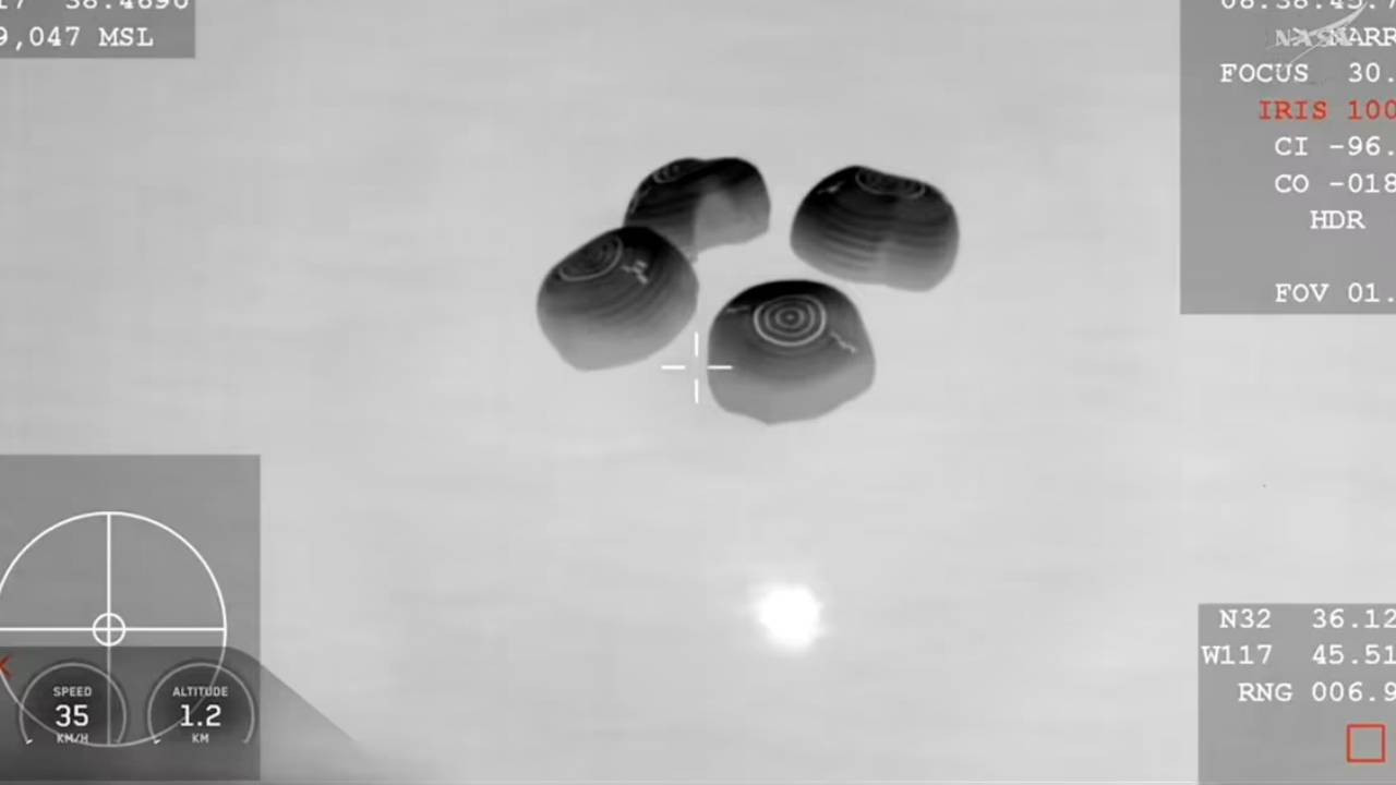 Tarihte bir ilk kayıtlara geçti: Uzayda hastalanan astronotlar Dünya'ya getirildi