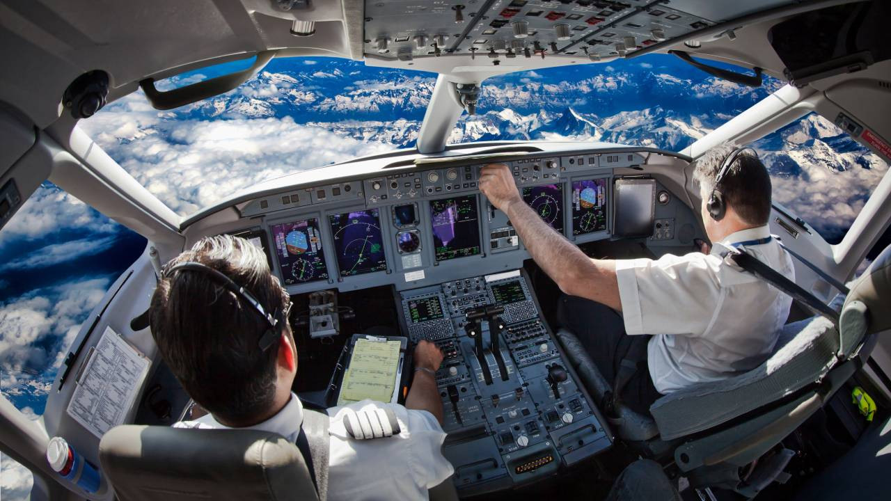 'Sıkıysa Yakala' filmi gerçek oldu: ABD'de hava yollarını 4 yıl boyunca dolandıran sahte pilot