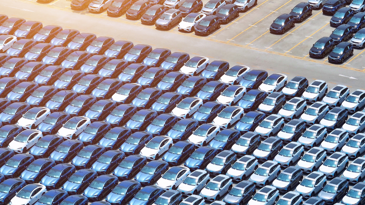 Avrupa'daki otomobil satışları 2025’te yüzde 1,8 arttı: BYD, Tesla'yı solladı