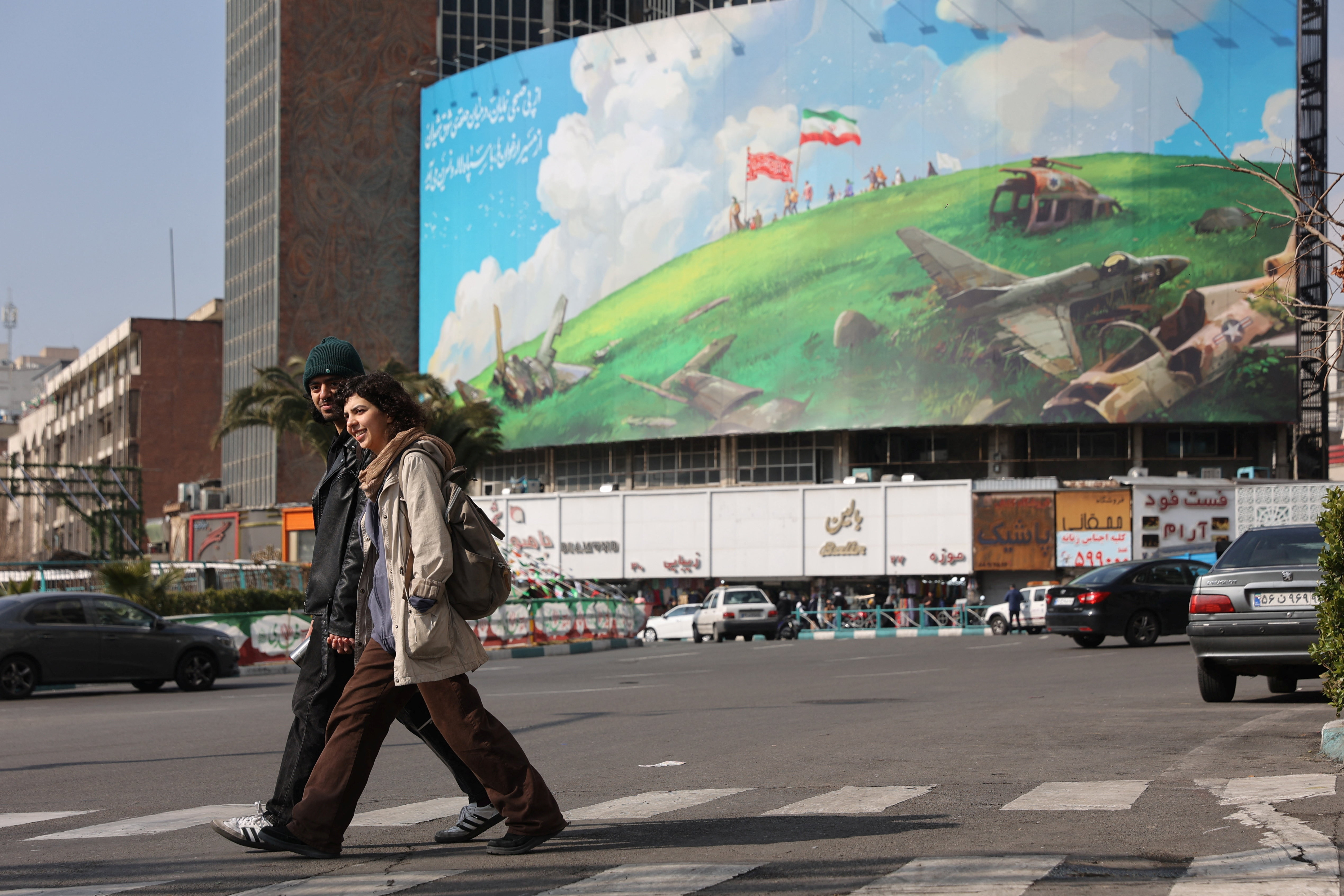 ABD ve İran bugün bir araya geliyor: Umman'daki görüşmelerde masaya gelecek 4 konu