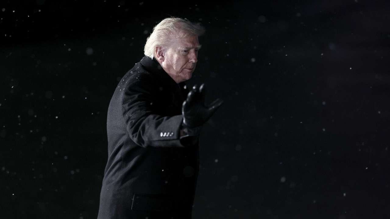 Trump'tan İran'a mesaj: Müzakereler başarısız olursa ikinci uçak gemisini gönderebilirim