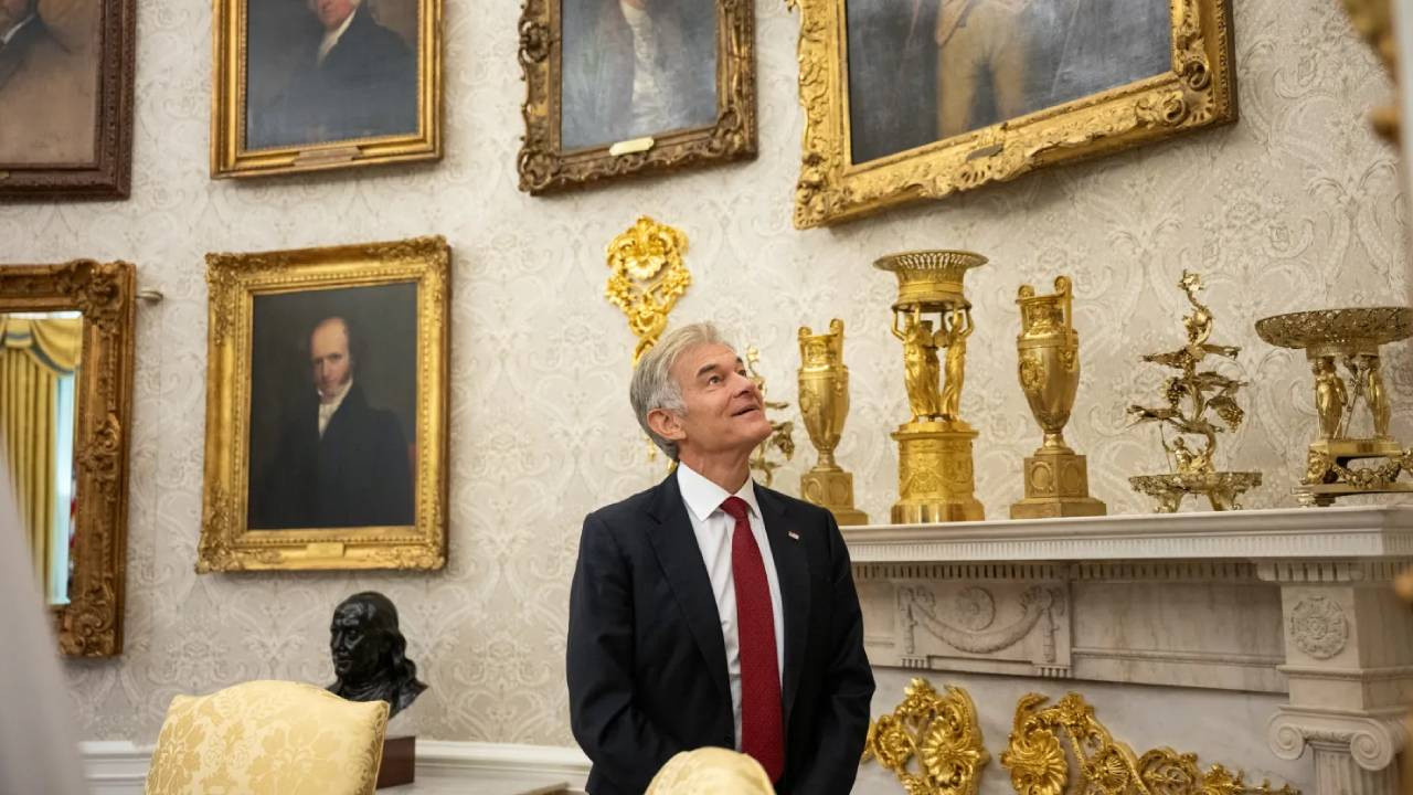 Epstein belgelerinden Dr. Mehmet Öz de çıktı: Sansürlü e-postalar ve Sevgililer Günü daveti