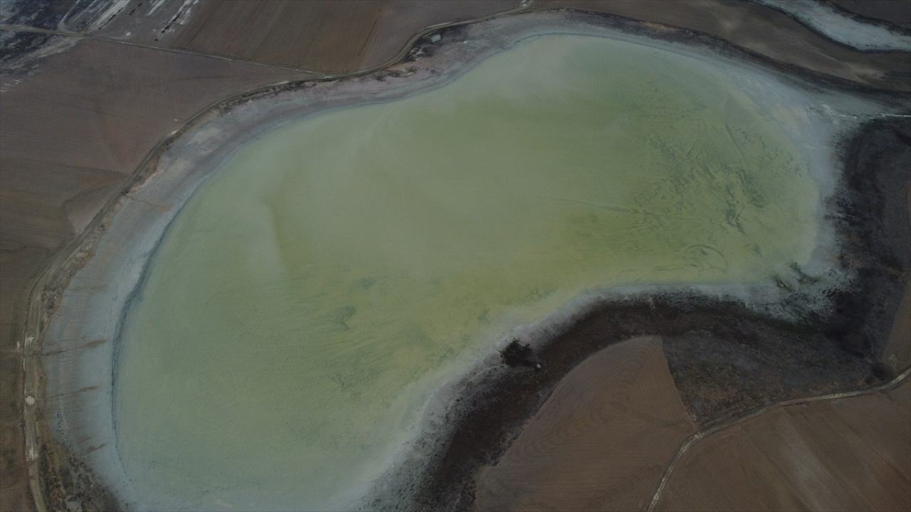 Dört yıl önce kurudu, şimdi su tutmaya başladı: Konya'daki Küçük Göl eski günlerine dönüyor