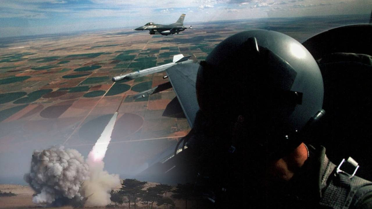 İran'ın düşürdüğü ABD'li F-15 pilotunun sorgusu sızdı: Dronlar sürü halinde bir denizanası gibi hareket ediyordu