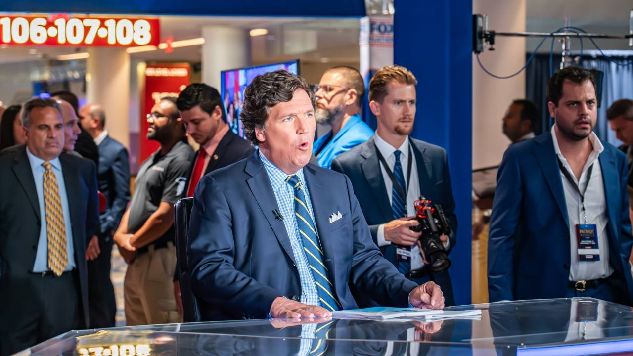 ABD'li gazeteci Tucker Carlson: İsrail, İran sonrası Arap ülkelerini de bombalayacak