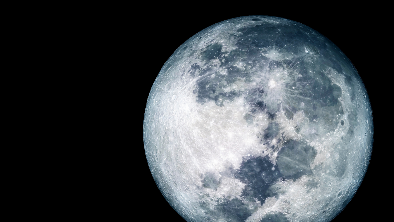 'Ay güvende': Tehlikeli asteroid Dünya’nın uydusunu ıskalayacak