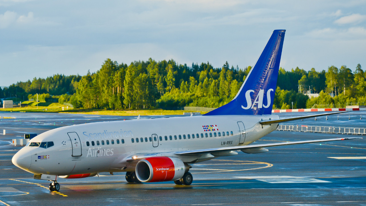 Avrupa’da kriz derinleşiyor: Artan jet yakıtı fiyatları nedeniyle uçuş iptalleri başladı