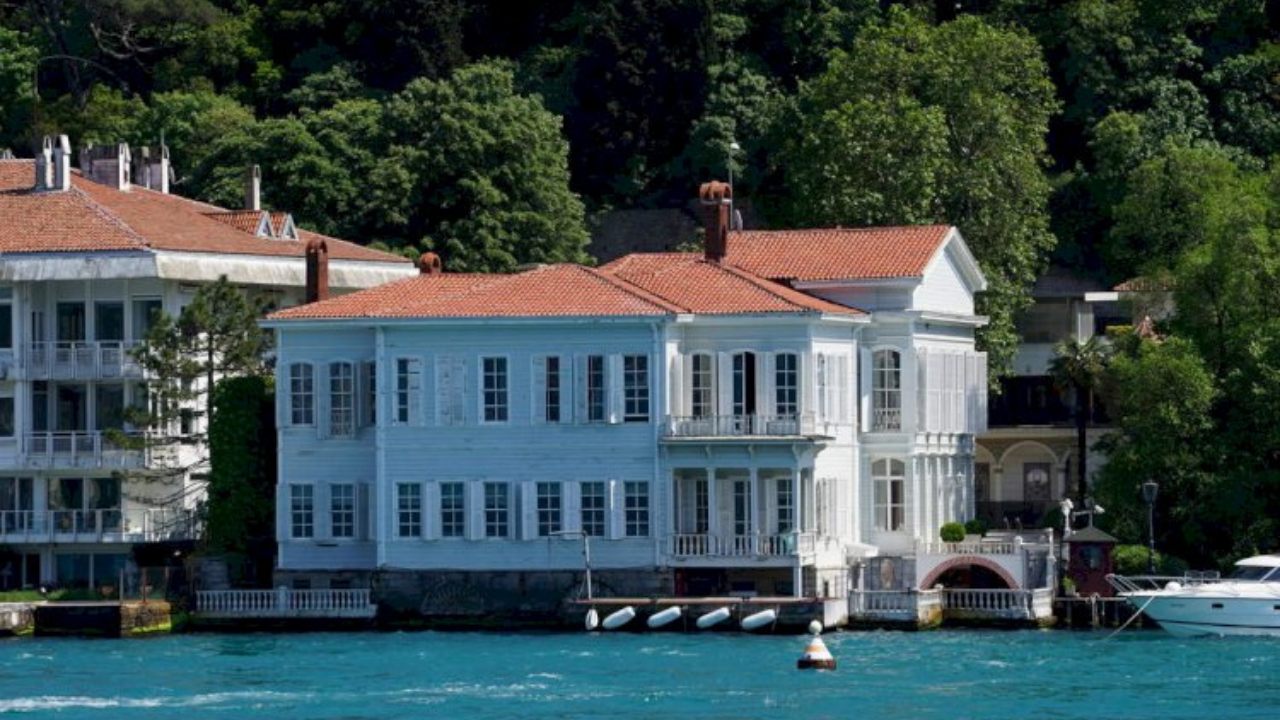 Kandilli'nin ikonik yalısı satış çıktı: Yüzde 15 hisse için 170 milyon lira