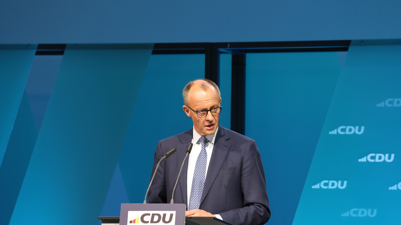 Merz: Almanya’daki Suriyelilerin çoğu üç yıl içinde ülkelerine dönecek