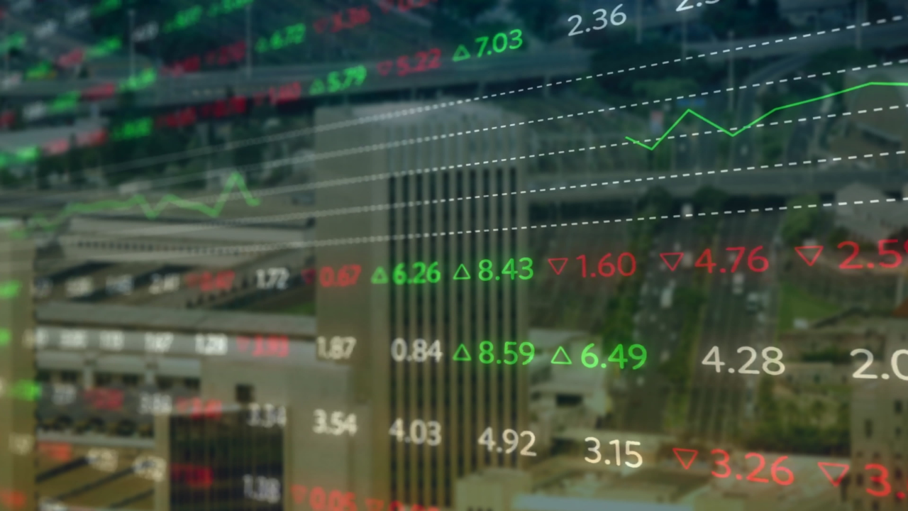 Piyasada yön değişti: Petrol düştü, altın ve Bitcoin yükseldi