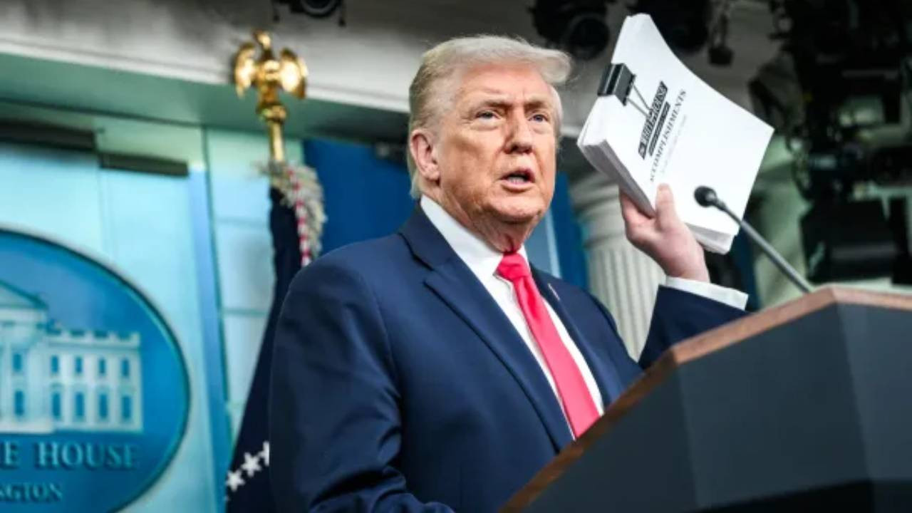 Trump'a ulaştırılmaya çalışılan gizemli mektup: Torun Castro'nun kuryesi, Miami'de yakalandı