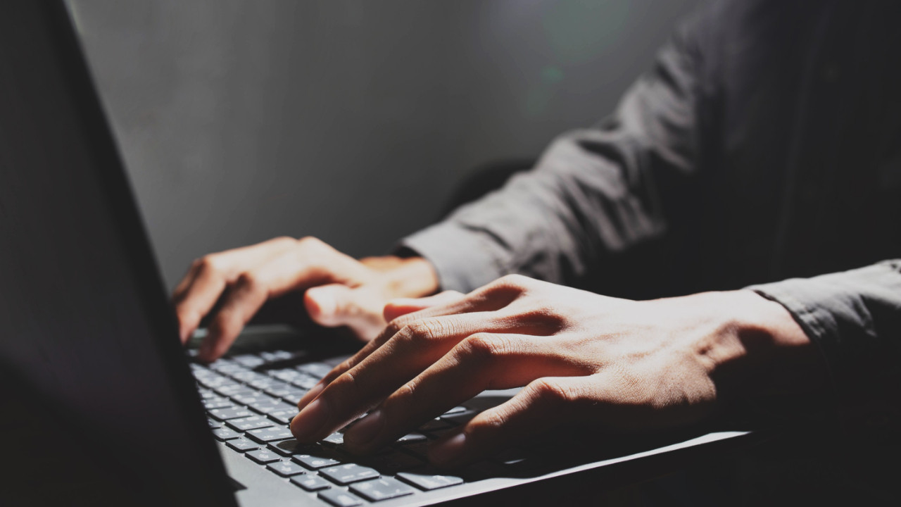 Takip yazılımı bilgisayarlara yüklendi: Meta, çalışanlarının klavye, fare ve ekran hareketlerini izleyecek