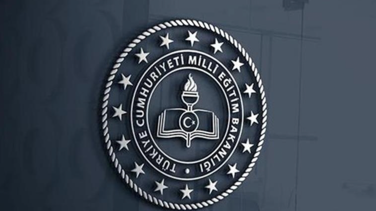 Milli Eğitim Bakan yardımcısı Nazif Yılmaz görevden alındı